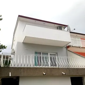 Dora ##2 , Crikvenica Horvátország