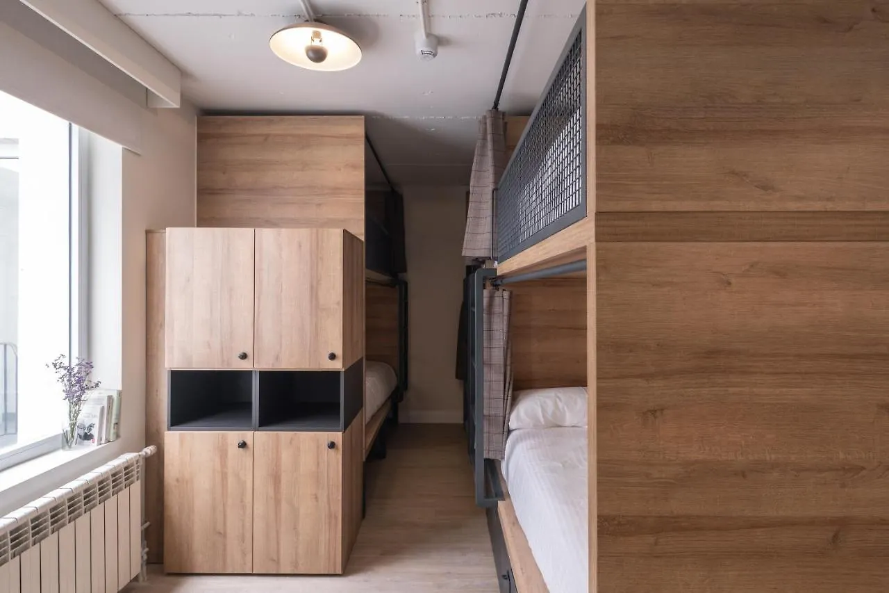 Latroupe Grand Place Hostel Брюссель