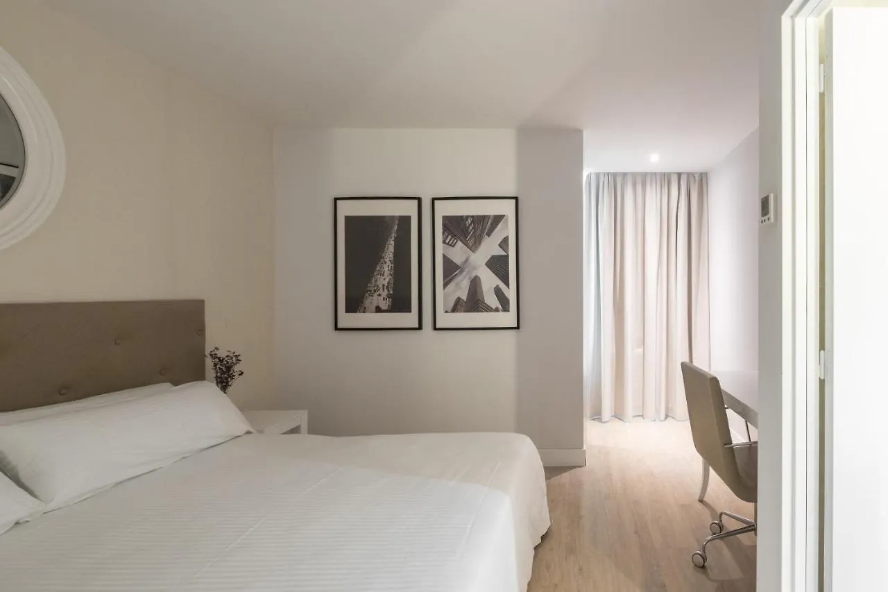 Hotel Latroupe Grand Place Hostel Brusel Belgie